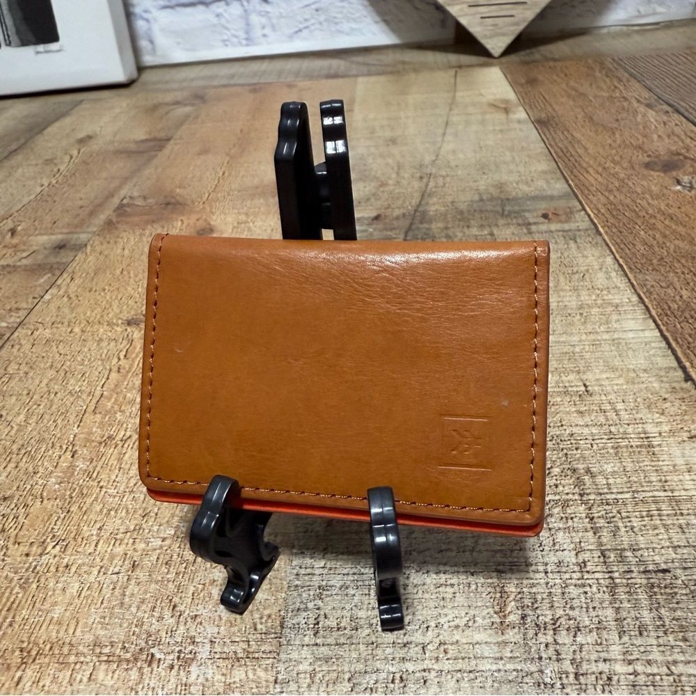 Thread - Bifold Wallet Carson